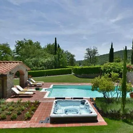 Sleeps 8 Pool Air Con Wifi Villa Gaiole in Chianti